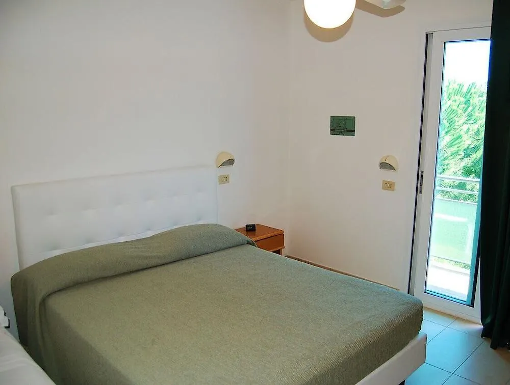 ***  Hotel Matteo Pinarella Italy