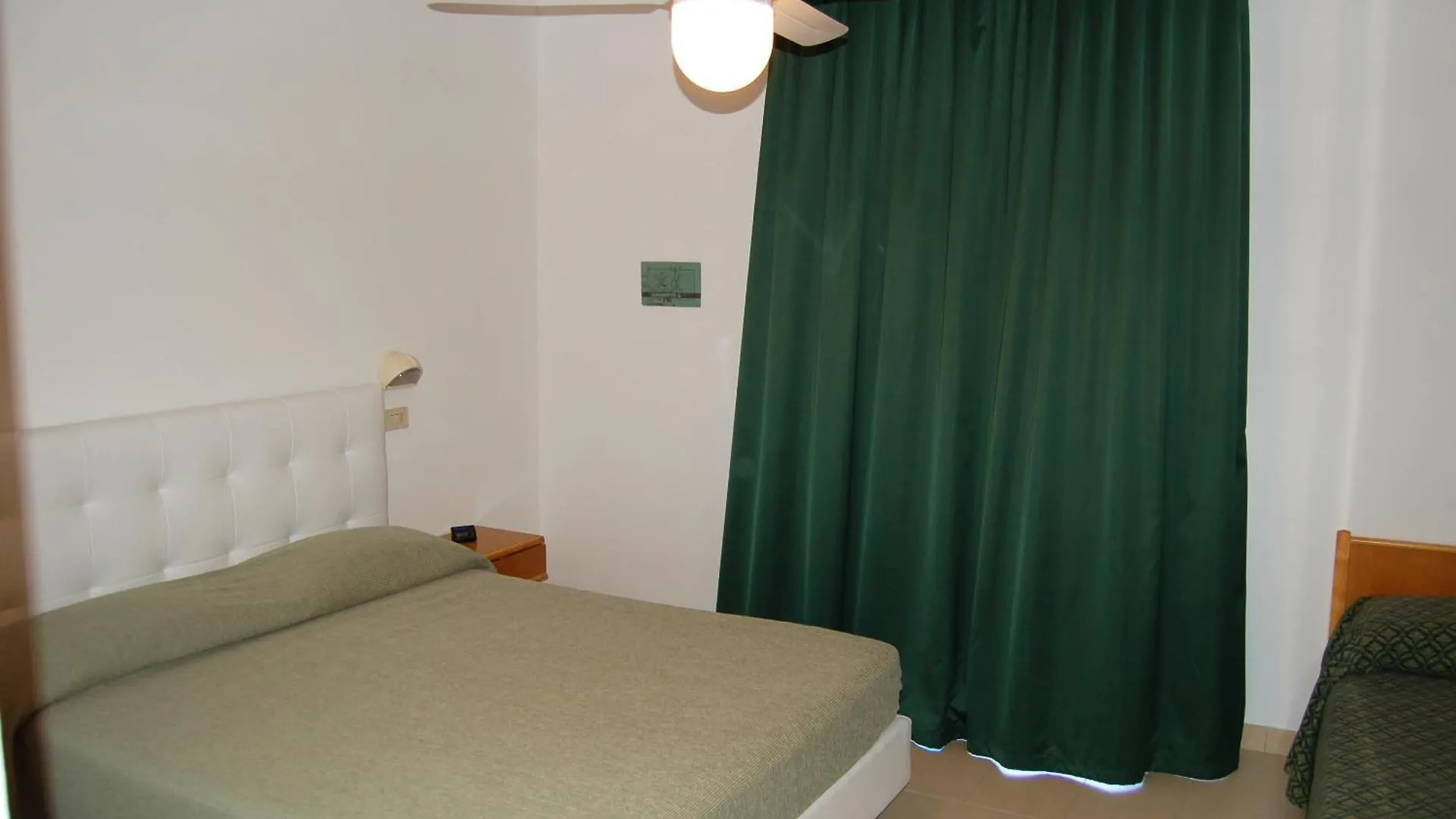 ***  Hotel Matteo Pinarella Italy